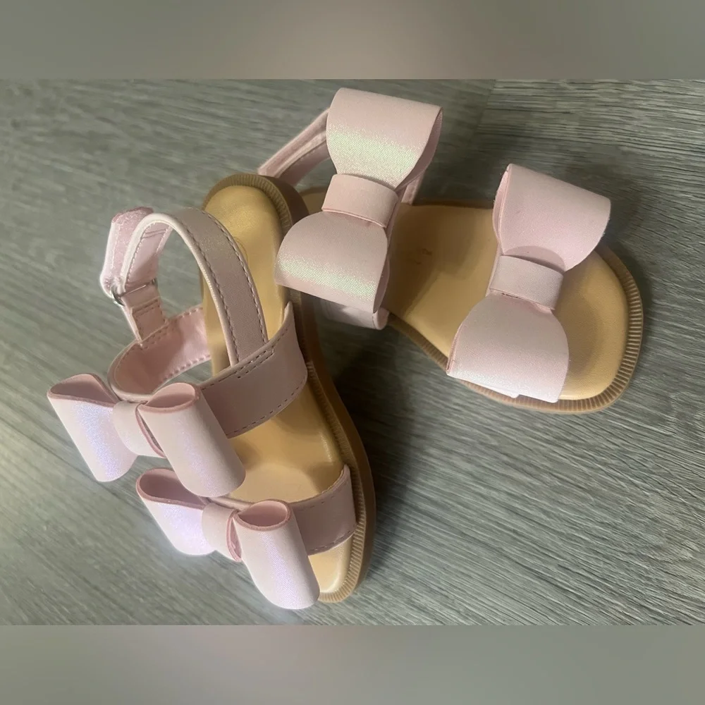 Little girls sandals